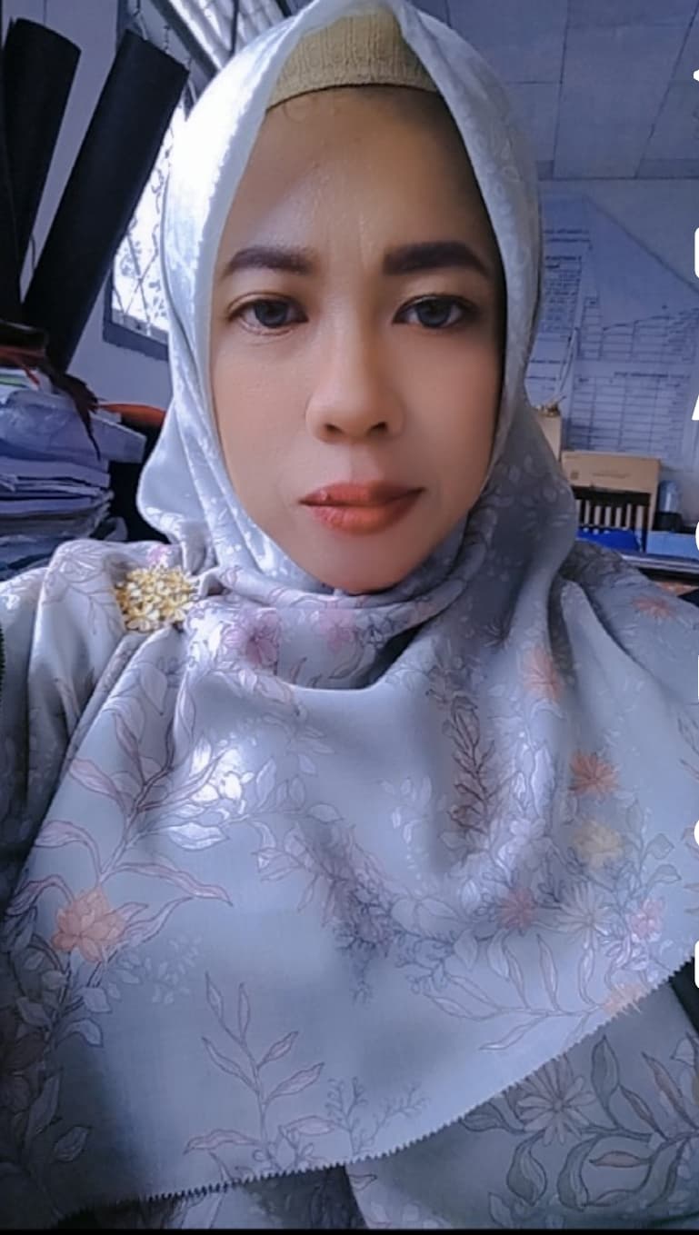 Ratna Destiarini, S.Pd